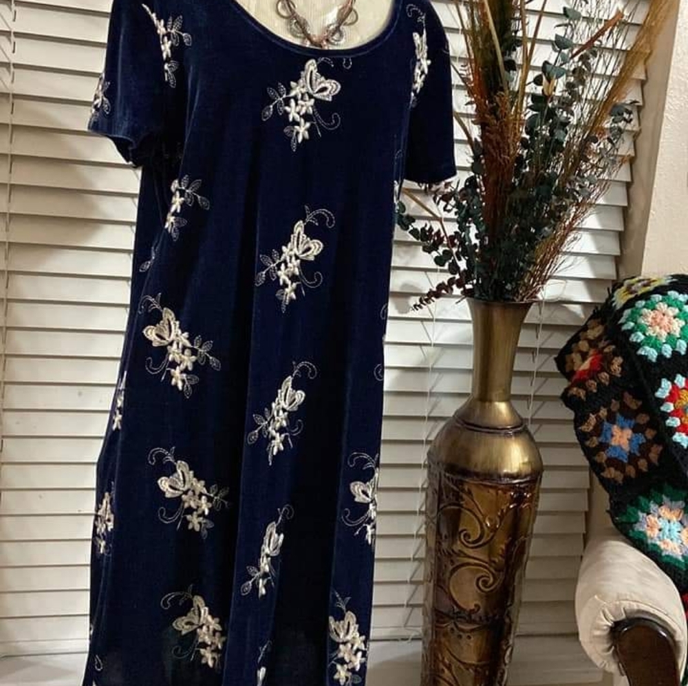 Lady dress